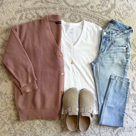 Maurices Outfits, Cardigan 2023, Clogs Outfit Fall, Clogs Outfit, Cardigan Outfit, Teacher Outfit, Mama Style, Flat Lays, Cardigan Outfits