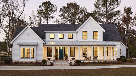 Farmhouse Trends, Modern House Floor Plans, Southern Living House Plans, Farm Plans, Cottage Style Homes, Casas Coloniales, Architecture Inspiration, Farmhouse House, House Plans Farmhouse