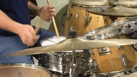 15 Easy Drum Songs for Beginners - With Notation Drum Songs For Beginners, Drum Songs, Nirvana Songs, Seven Nation Army, Drum Patterns, Tré Cool, Drum Lessons, Charlie Watts, How To Play Drums