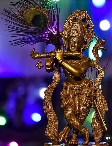 Krishna Murti, Radha Krishna Quotes, Krishna Statue, Radha Krishna Photo, H U, Water Art, Krishna Photos, Krishna Wallpaper, All Food