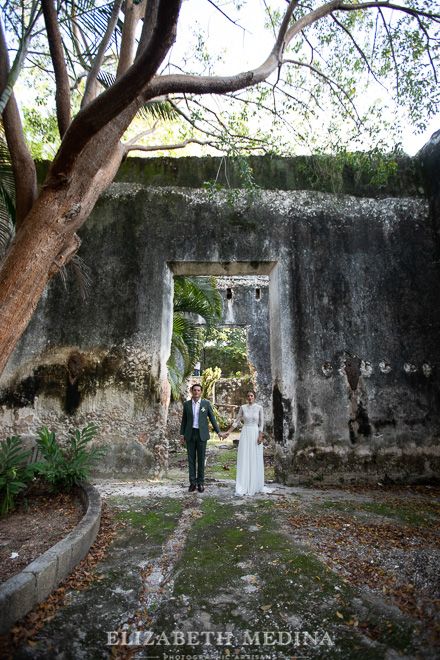 Hacienda wedding merida yucatan 281 A Great day for wedding photography at a Merida Hacienda Merida Mexico Wedding, Guanajuato Wedding Haciendas, Merida Architecture, Merida And Macintosh, Secret Mansion Merida Mexico, Wedding Hacienda, Great Day, Hacienda Wedding, For Wedding