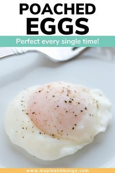 Poach Eggs Easy, Pouched Eggs Easy, Poached Eggs How To Easy, How To Poach An Egg Easy, Poached Eggs How To, Poached Egg Recipes, Eggs Dishes, Peppered Steak, Eggs Poached