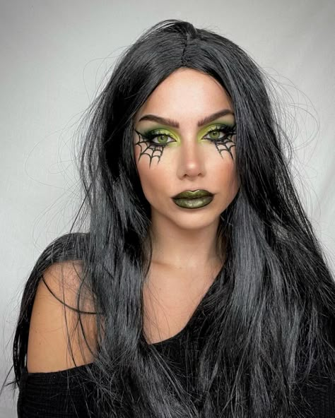 Simple Witch Makeup, Pretty Witch Makeup, Halloween Smink, Beautiful Halloween Makeup, Halloween Makeup Witch, Holloween Makeup, Witch Hair, Drag Make-up, Cute Halloween Makeup