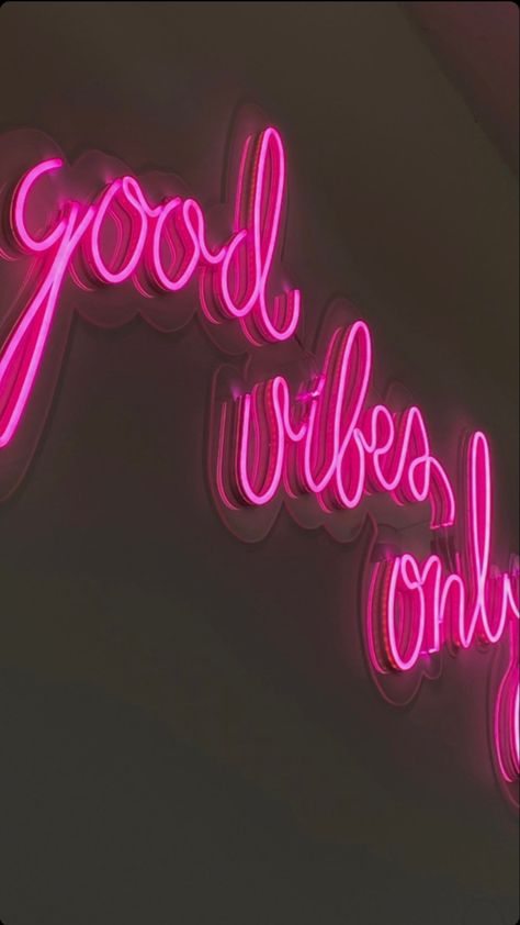 Pink Neon Wallpaper Iphone, Neon Pink Aesthetic Wallpaper Iphone, Pink Neon Sign Aesthetic, Fondos Buchi Fresa, Pink Vibes Aesthetic Wallpaper, Pink Glam Aesthetic, Neon Pink Lights, Neonlights Aesthetic, Pink Neon Aesthetic