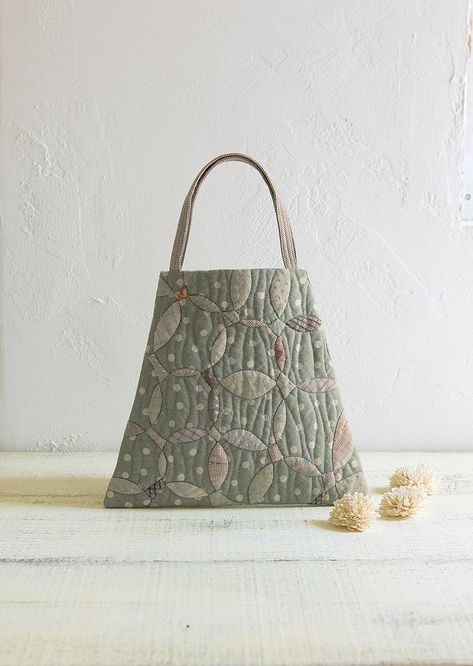 Yoko Saito, Crafts Home, Knitting Crochet, Burlap Bag, Quilting, Reusable Tote Bags, Tote Bag, Sewing, Knitting