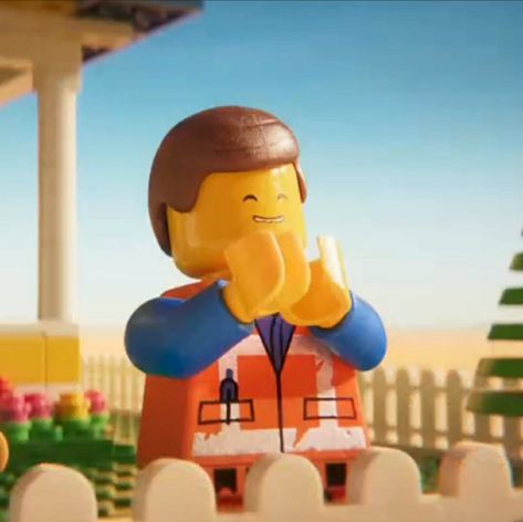 The Lego Movie 2: The Second Part Emmett The Lego Movie, Emmet Lego Movie Icon, Emmett Lego Movie, Lego Movie Pfp, The Lego Movie Emmet, Emmet Lego Movie, Emmet Brickowski, Lego Movie Emmet, Aisha Aesthetic