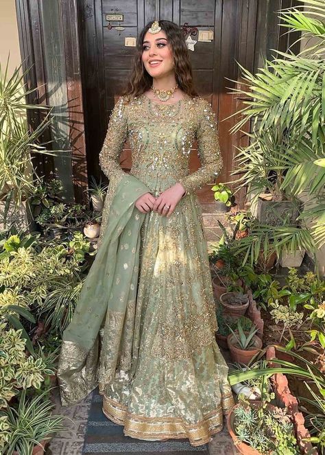 Walima Dresses Pakistani For Sisters, Laraib Rahim, Dress For Bride Sister, Walima Dresses Pakistani, Kanwal Malik, Sister Wedding Dress, Brides Sister, Nikah Dress, Walima Dress