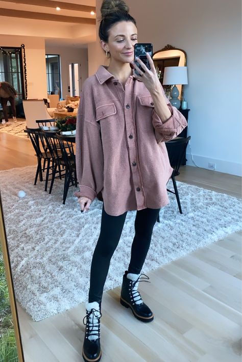 Comfy Jacket Outfit, Oversized Button Up With Leggings, Oversized Corduroy Jacket Outfit, Outfits For Rain, Corduroy Shacket Outfit, Rainy Winter Outfit, Rainy Day Outfit Casual Comfy, Rain Day Outfit, Raining Outfit