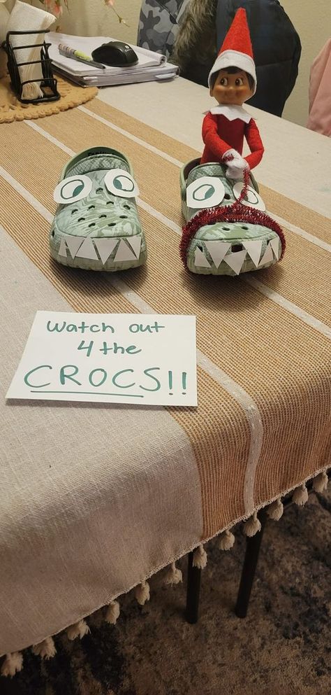 Crocs Elf On The Shelf, Elf Ideas Easy, Awesome Elf On The Shelf Ideas, Elf Activities, Xmas Elf, Elf Fun, Bright Side Of Life, Elf Ideas, Elf On The Shelf Ideas