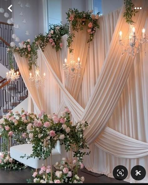 Beautiful Wedding Backdrops, Elegant Wedding Backdrop Ideas, Beautiful Backdrops For Weddings, Reception Wedding Backdrop, Wedding Stage Backdrop Design, Wedding Back Drop Design, Drapes Wedding Decor, Backdrop Draping Ideas, Wedding Cake Backdrop Ideas