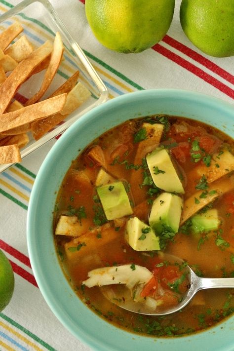 Mexican Vegetable Soup, Mexican Soups, Lime Soup, Mexican Chicken Soup, Pinto Bean Soup, Mexican Soup Chicken, One Pot Vegetarian, Mexican Side Dishes, Comforting Soup