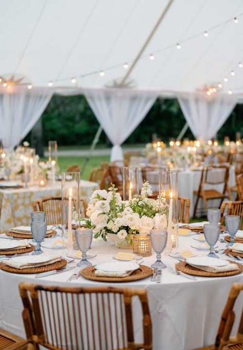 Tent Wedding Centerpieces, Classy Tent Wedding Receptions, Simple Coastal Wedding, Blue White And Black Wedding, Simple Tablescapes Wedding, Blue And White Outdoor Wedding, White Tent Wedding Reception, Outdoor Reception Ideas, Reception Floral Arrangements