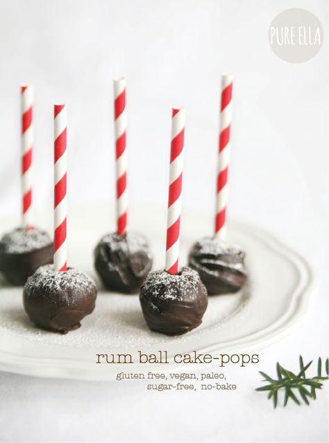 Pure Ella | Rum Ball Cake Pops : gluten-free, vegan, paleo, sugar free, no-bake recipe Rum Cake Pops, Paleo Christmas Recipes, Paleo Christmas, Cheesecake Oreo, Cake Pop, Paleo Cake, Rum Balls, Christmas Cake Pops, Grain Free Desserts