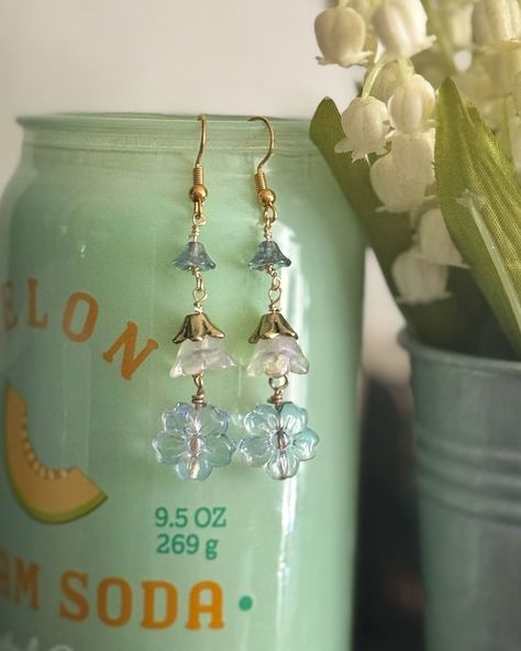 obsessed with these🫶🏻 #Naturelnspiration #HandmadeJewelry #HandmadeWithLove #foryou #foryoujewels #Aesthetic #JewelryBusiness #NaturalBeauty #cottagecore #fairycoreaesthetic #fairycorejewelry Cottagecore Earrings, Fairy Earrings, Dreamy Aesthetic, Diy Jewelry Earrings, Fairycore Aesthetic, Fairy Core, Jewelry Business, Soft Girl, Ring Earrings