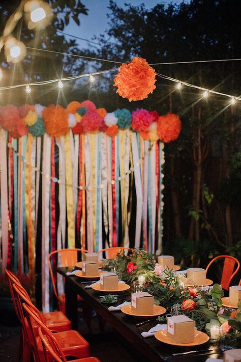 Spanish Fiesta Decorations, Spanish Fiesta Party, Mexican Backdrop Ideas, Mexican Inspired Party, Mexican Birthday Backdrop, Mexican Party Backdrop, Modern Mexican Backdrop, Mexican Themed Photo Backdrop, Mexican Fiesta Party Decorations Photo Backdrops