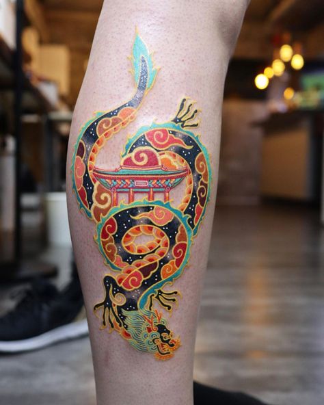 A Korean Artist Creates Enigmatic Tattoos That Tell a Whole Story When You Look Closer Tattoo Line Art, Korea Tattoo, Temple Tattoo, Earth Tattoo, Korean Tattoos, Full Body Tattoo, Line Art Tattoos, Desenho Tattoo, Fine Line Tattoos