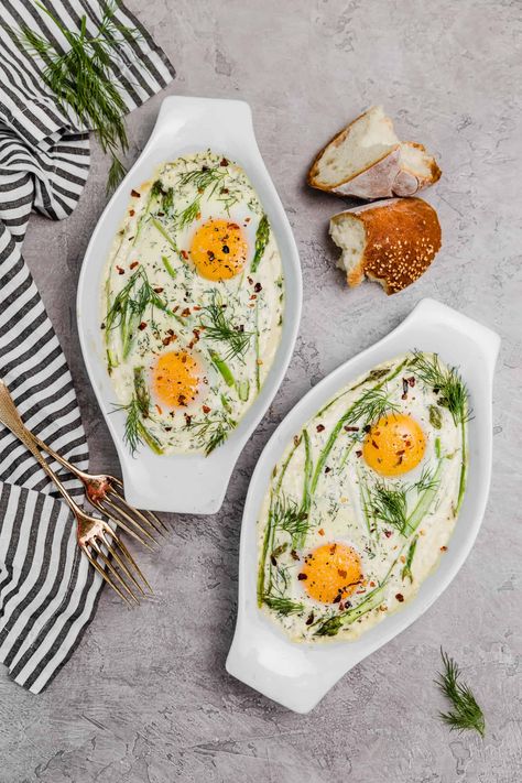 Shirred Eggs, Coddled Eggs, Elegant Brunch, Egg Calories, Brunch Inspiration, Truffle Salt, Cream Fresh, Holiday Brunch, Perfect Brunch