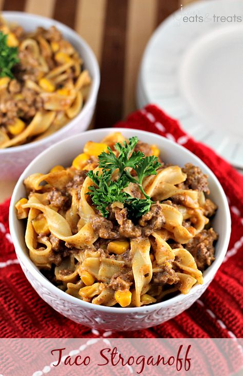 Taco Stroganoff ~ Add a kick to your favorite stroganoff loaded with Corn, Taco Meat and Pasta! - Looks yummy Taco Stroganoff, Fried Udon, Corn Taco, Resep Pasta, Pastas Recipes, Stroganoff Recipe, Udon Noodles, Taco Meat, Egg Noodles