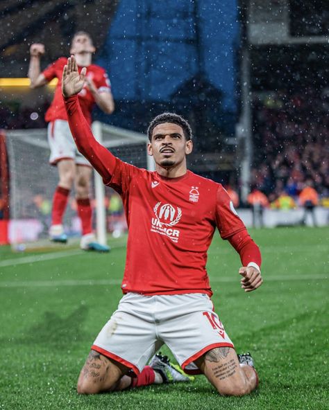 Morgan Gibbs White, Brandon Johnson, Nottingham Forest Fc, Football Pics, Nottingham Forest, Football Program, Forest Wallpaper, Football Pictures, Football Wallpaper