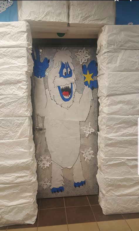 Bumble the Abominable Snow Monster Christmas door decoration Snowman Classroom Door, Christmas Decorating Contest, Snowman Door Decoration, Bumble The Abominable Snowman, Winter Classroom Door, The Abominable Snowman, Monster Christmas, Christmas Hallway, Halloween Classroom Decorations