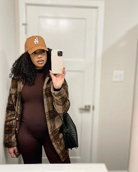 Maternity Outfits Black Women, Pregnancy Winter Outfits, Fall Outfits For Black Women, Outfits For Black Women, Prego Outfits, Summer Pregnancy Outfits, Pregnancy Fashion Fall, Fall Maternity Outfits, Winter Maternity Outfits