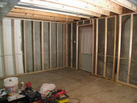 spray-foam-does-not-need-a-vapor-barrier Framing Basement Walls, Framing Doorway, Basement Studio, Cleaning Stuff, Home Security Tips, Studio Build, Prehung Doors, Diy Home Security, Safe Room