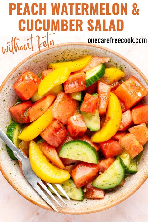 Peach Watermelon Salad Without Feta Watermelon And Spinach Salad, Watermelon Peach Salad, Watermelon Salads, Watermelon Cucumber Salad, Cucumber Salad Dressing, Easy Summer Salad, Watermelon Salad Recipes, Greek Chicken Salad, Basil Vinaigrette