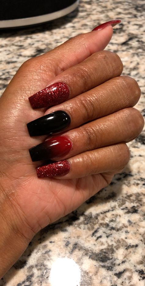 Red And Black Nail Ideas For Prom, Red And Black Nail Ideas Simple, Red And Black Sweet 16 Nails, Black And Red Nails For Prom, Red And Black Acrylic Nails Designs Short, Red And Black Homecoming Nails, Prom Nails Black And Red, Soiree Nails, Black And Red Square Nails