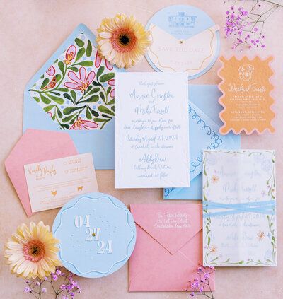 Wildflower Wedding Invitation Suite, Wedding Invite Colorful, 2024 Wedding Invites, Spring Wedding Stationary, Colorful Wedding Invitation Suite, Wedding Invitation Colorful, Colorful Wedding Invites, Eclectic Wedding Invitations, Bright Wedding Invitations