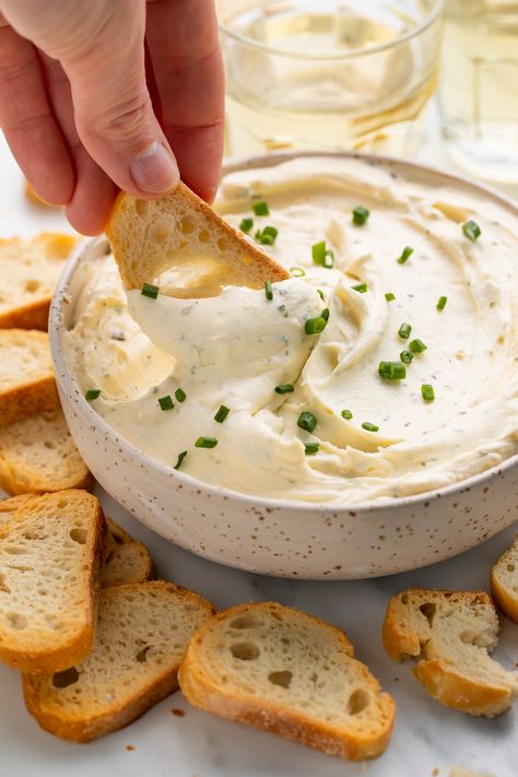 This Boursin cheese recipe is a true copycat of deliciously creamy, herby Boursin, but homemade with only a few simple ingredients! I reverse-engineered this recipe and have been perfecting it for years. Making Boursin at home is cheaper and somehow even more delicious than buying it at the store. Boursin Dip, Homemade Boursin Cheese Recipe, Homemade Boursin Cheese, Homemade Boursin, Boursin Cheese Recipes, Boursin Recipes, French Onion Dip Recipe, 40 Aprons, Goat Cheese Dip