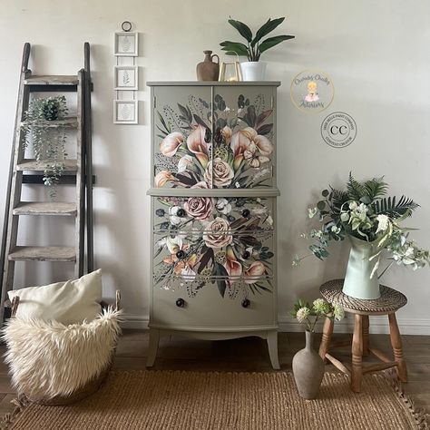 Dixie Belle's latest addition, the 'Savi's Bouquet' furniture transfer, delicately captures the beauty of an elegant floral arrangement, infusing your furniture with a timeless charm. Adorn your pieces with this exquisite design for a touch of refined sophistication in any room! Find your local retailer on our website! 📸🎨: @cherubschalksinteriors #DixieBellePaint #BestPaintOnPlanetEarth #newbellesandwhistlesmay #paintedfurniture #dixiebellepaintproducts #DIYwithDixieBelle #DixieBelle #Di... Dressers Mirrors, Lilies And Roses, Flowers Transparent, Floral Furniture, Cabinets Doors, Sheet Design, Dixie Belle Paint Company, Modern Nautical, Paint Companies