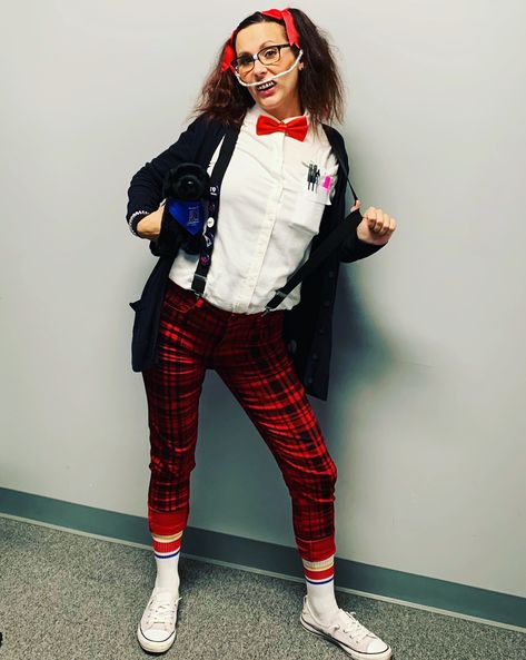 Nerd Halloween Costumes For Women, Diy Nerd Costume Women, Nerd Costume Women, Nerdy Costumes, Nerd Costume Diy, Nerd Costumes, Nerd Costume, I Gotta Feeling, Girl Halloween