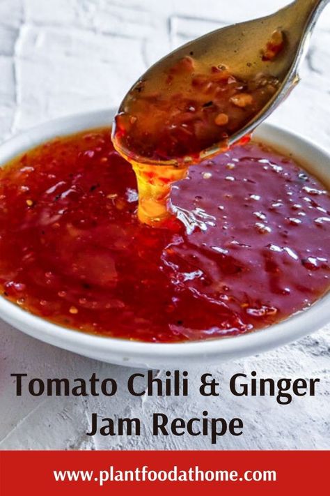 Chili Jam Recipe, Ginger Jam Recipe, Tomato Chilli Jam, Savory Jam Recipes, Chili Jam, Tomato Chili, Homemade Preserves, Tomato Jam Recipe, Savory Jam