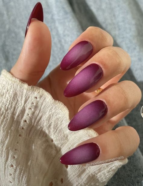 Grape Color Nails, Plum Aura Nails, Plum Nails With Design, Wonder Nails, Purple Ombre Nails, Plum Nails, Latest Nail Designs, Nail Shimmer, Claw Nails