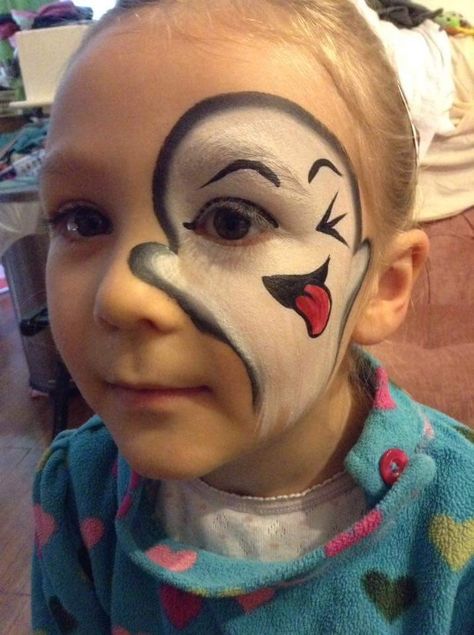 Cute Ghost Face, Ghost Face Paint, Face Paint Halloween, Kids Halloween Face, Face Painting Halloween Kids, Easy Halloween Face Painting, Halloween Makeup For Kids, Maquillage Halloween Simple, Paint Halloween