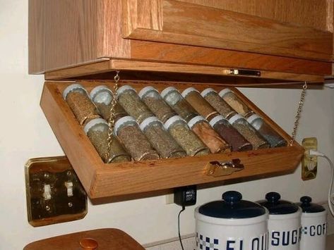 44 Cheap And Easy Ways To Organize Your RV/Camper Under Cabinet Spice, Cabinet Spice Rack, Tiny Living Space, Camper Organization, Tiny House Storage, Diy Tiny House, Rv Organization, Tiny House Interior Design, Camper Storage