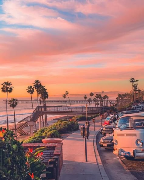 Oregon Nature, San Clemente California, Oregon Life, Beachy Aesthetic, Sunset Silhouette, California Sunset, California Coastal, California Photography, San Clemente