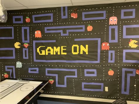 Pac Man Bulletin Board Pac Man Homecoming Float, Pacman Bulletin Board, Pac Man Classroom Theme, Pac Man Bulletin Board, Pac Man Decorations, 80s Homecoming, Halloween Cubicle, Summer School Art, Monopoly Theme