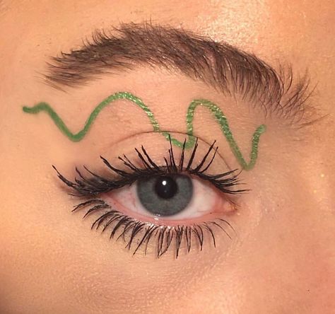 Snake Makeup, Face Gems, Snake Eyes, Taylor Swift Outfits, Up Halloween, So Much Love, New Video, Makeup Art, Makeup Inspo