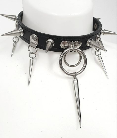 Cheap Black Punk Costume Accessories, Cheap Punk Style Black Costume Accessories, Cheap Punk Leather Jewelry, Cheap Gothic Spiked Jewelry, Cheap Spiked Jewelry For Concerts, Cheap Leather Punk Jewelry, Spiked O Ring Choker, Black Emo Choker, Cheap Punk Choker For Concerts