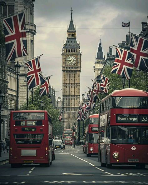 British Aethstetic, British Flag Aesthetic, Anglais Aesthetic, British Culture Aesthetic, Big Ben Aesthetic, Uk Flag Wallpaper, British Kingdom, Uk Furniture, London Images