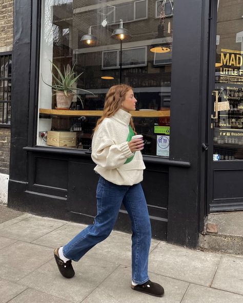 Chilly Day Outfit Spring, Socks And Birks Outfit, Clogs And Socks Outfit, Farmers Market Outfit Spring, Birkenstock Clogs With Socks, Chilly Spring Outfits Casual, Chilly Spring Outfits, Clogs With Socks Outfit, Socks And Birks