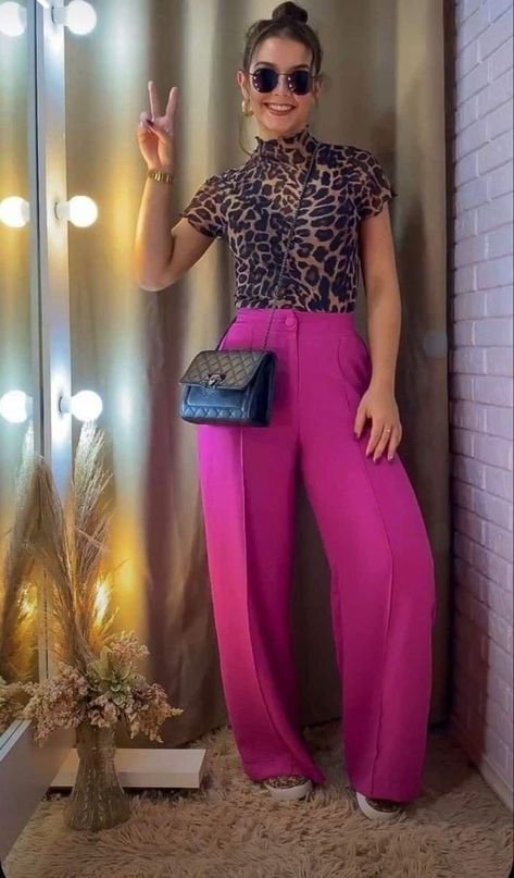 Pink Pants, Casual Work Outfits, Looks Chic, Colourful Outfits, Business Casual Outfits, Work Attire, Mode Inspiration, Work Fashion, Moda Fashion