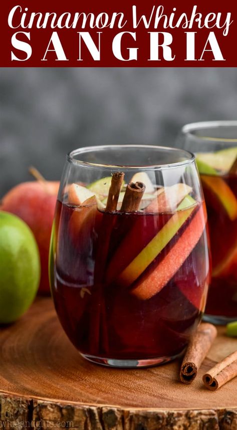 Whiskey Sangria, Alcohol Soaked Fruit, Red Sangria Recipe, Easy Sangria, Red Sangria Recipes, Easy Sangria Recipes, Vegan Thanksgiving Dinner, Sangria Ingredients, Christmas Sangria