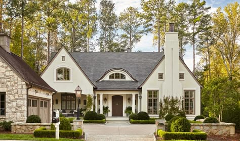 European House Exterior, European Cottage, European Style Homes, Cottage Style Home, European Farmhouse, Cottage Exterior, Cottage Style Homes, English Cottage Style, European House