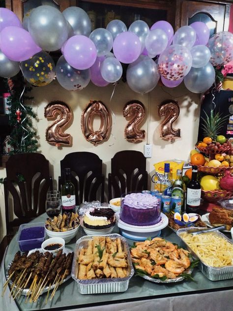 Violet New Year 2022 Purple Decor Ideas New Year Food Ideas Filipino, Birthday Food Ideas Filipino, Filipino New Year, New Year Decorations Ideas 2024, Filipino Party Food Ideas, Pinoy Christmas Food, Pinoy Party, Filipino Food Party, Filipino Christmas Recipes