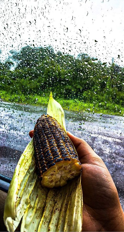 Rainy Vibes, Overlay Nails, Food Snap, Car Food, Chhath Puja, Food Captions, Rainy Day Aesthetic, Food Art Photography, Lovers Pics