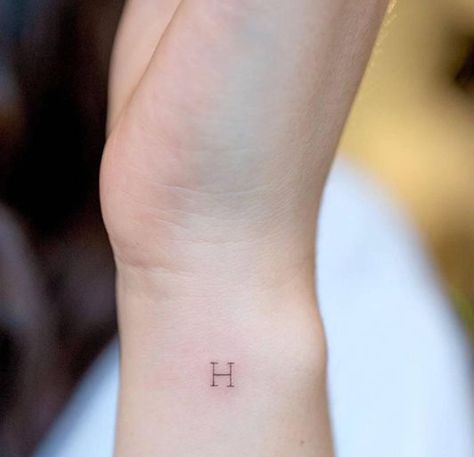 Capital H Letter Tattoo Tattô Letters, Letter H Tattoo Design, Letter Tatooes, H Letter Tattoo Designs For Women, Small Letter H Tattoo, Two Letter Tattoo, H Letter Tattoo Design, H Letter Tattoo, Capital Letter Tattoo