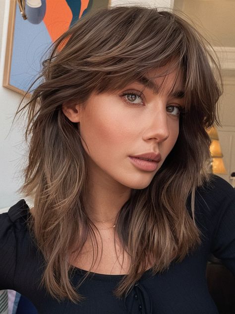 25 Trending Haircuts for 2025: Fresh Looks for Every Hair Type Chunky Curtain Bangs, Curtain Bangs Square Face, Medium To Long Hairstyles, Long Hairstyles With Bangs, Hair 2025, Shaggy Layers, Carefree Style, Short Pixie Cuts, Shag Cut