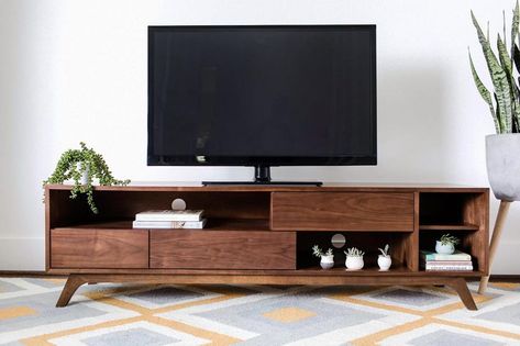 What is actually a mid-century modern design? Perhaps, a lot of you are wondering about the same question.… The post Mid Century Modern TV Stand appeared first on Don Pedro. Tv Stand Modern Design, Tv Stand Decor Ideas, Mid Century Modern Tv, Doors Diy, Mid Century Modern Tv Stand, Tv Stand Designs, Tv Stand Decor, Diy Tv Stand, Flat Screen Tv